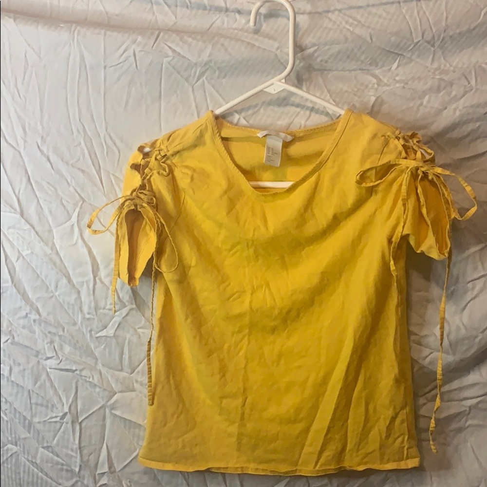 H&M Mustard Tied Sleeve Top